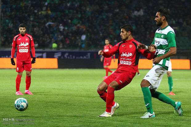 دیدار ذوب آهن و پرسپولیس/تصاویر