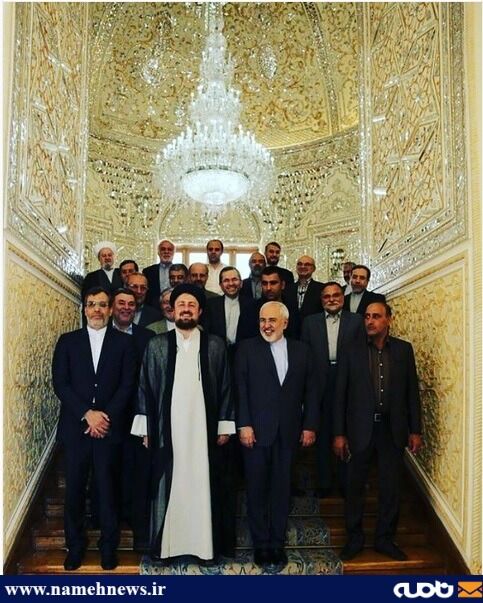 سید حسن خمینی در کنار ظریف/ عکس