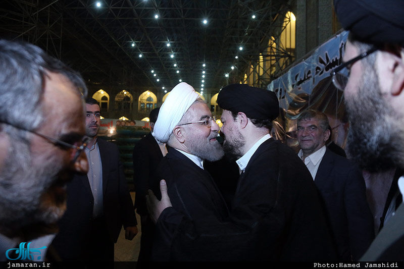 روحانی در آغوش سیدحسن خمینی/عکس