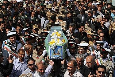 تشییع‌پیکرمادرشهیدصیادشیرازی/تصاویر