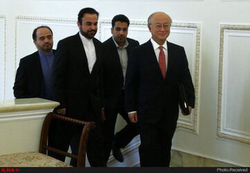 تصاویر دیدار ظریف با آمانو