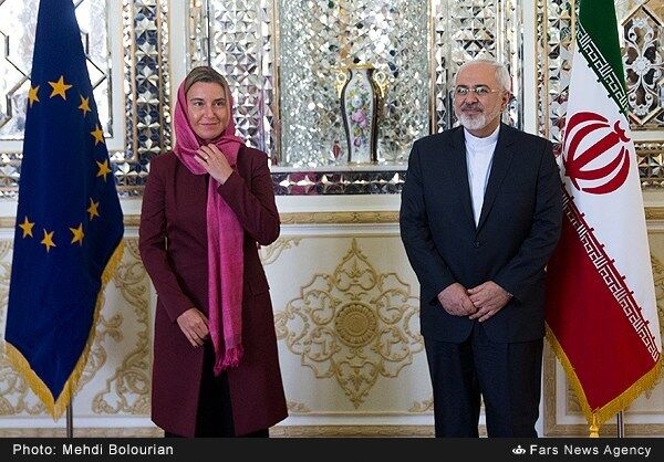 ظریف به پیشواز موگرینی رفت/تصاویر