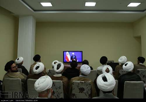 تصاویر دیدار روحانیون با روحانی
