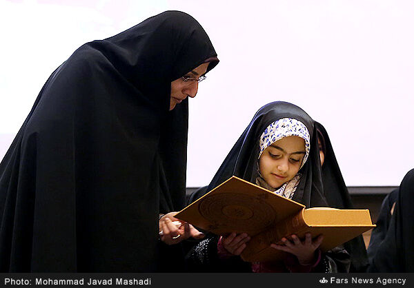جشن تکلیف آرمیتا رضایی‌نژاد /تصاویر
