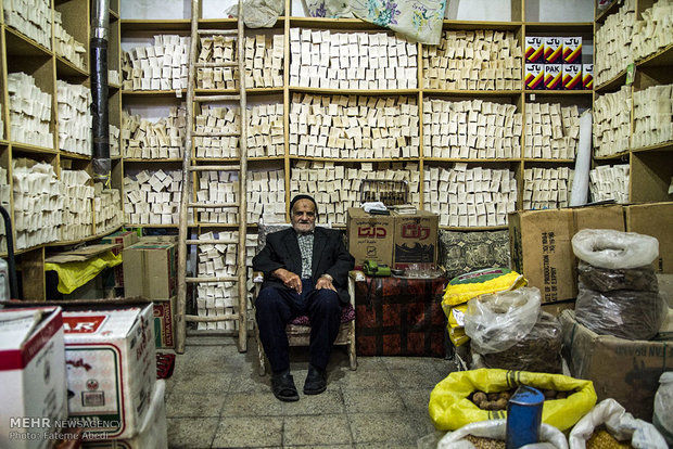 کارگاه تولید صابون/ تصاویر