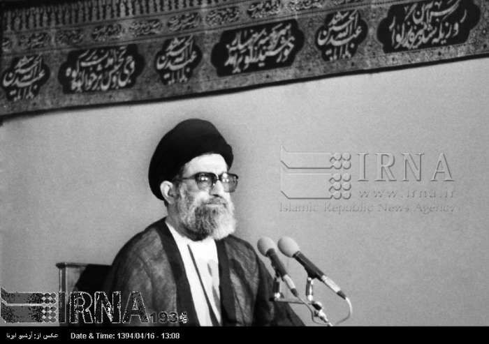 بیعت مردم با آیت‌الله خامنه‌ای /تصاویر