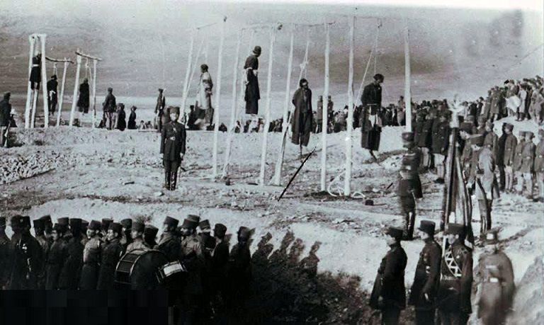 اعدام دست جمعی راهزنان در دوره رضاخان!