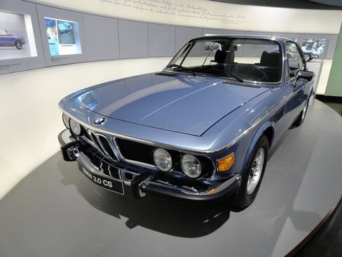 درپارکینگBMWچه‌خبراست؟/عکس
