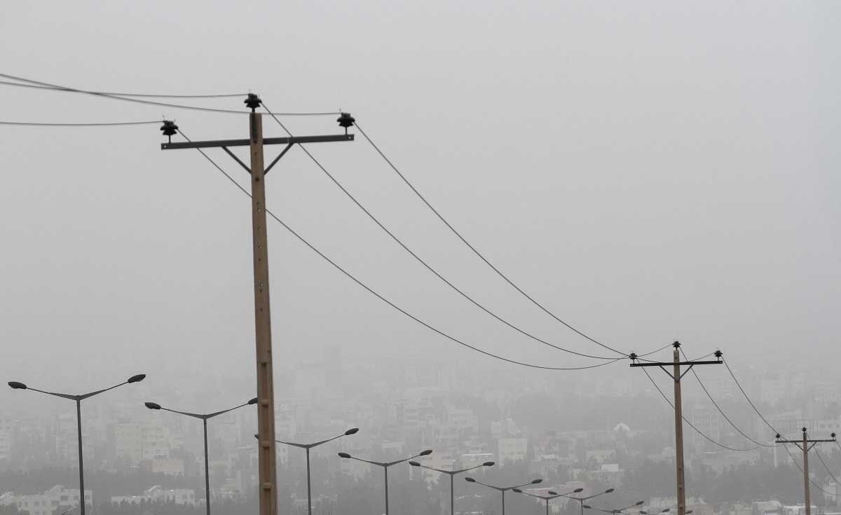 تصاویر گرد و غبار در آسمان بیرجند