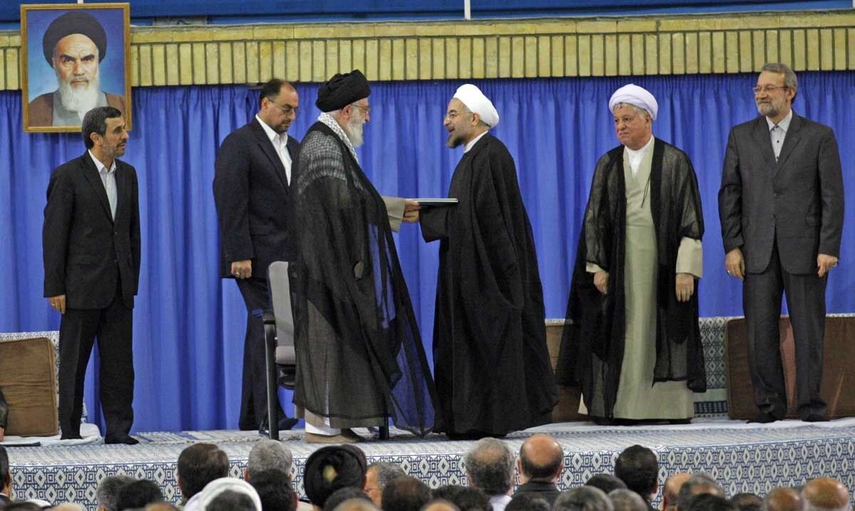 تصاویرتنفیذحکم‌ریاست‌جمهوری‌روحانی