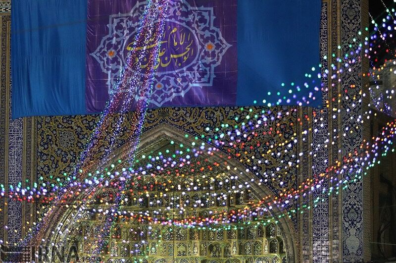 تصاویری از صحن چراغانی امام رضا(ع)
