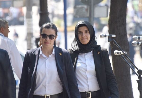 نخستین پلیس زن محجبه ترکیه/عکس