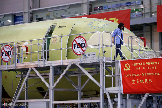 تولید اولین هواپیمای مسافربری چینی‎/تصاویر