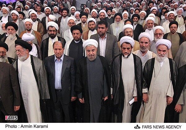 دیدار روحانی با روحانیون/تصاویر