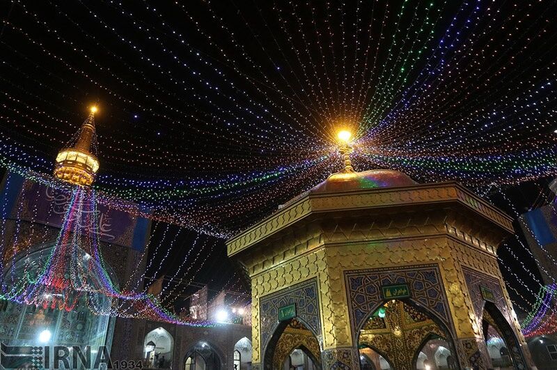 تصاویری از صحن چراغانی امام رضا(ع)