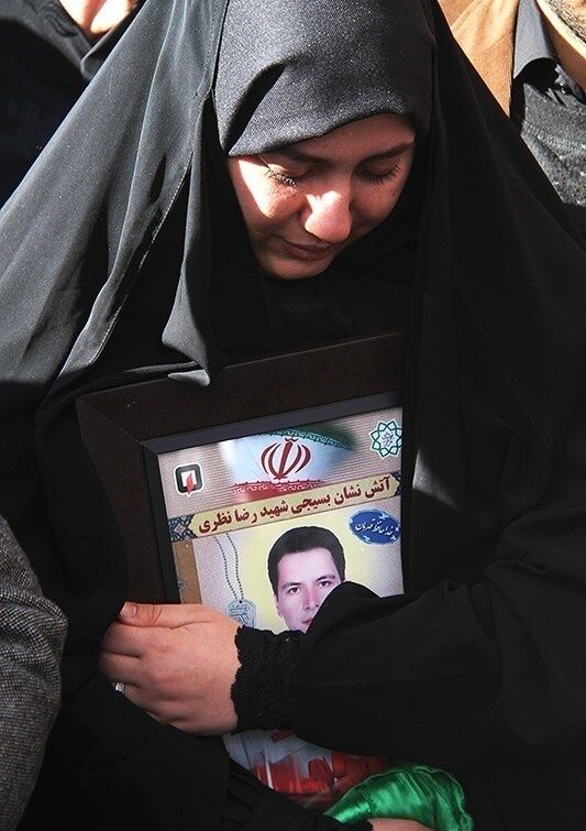 تشییع پیکر آتش‌نشان شهید/تصاویر