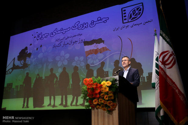 تصاویر برگزاری جشن سینمای جوان