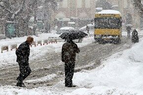 بارش برف شدید در اراک/ تصاویر