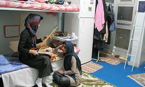 زندگی‌دختران‌مجرددرپانسیون‌های‌تهران