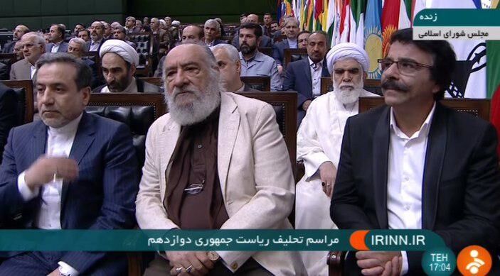 بازیگر و خواننده حاضر در مراسم تحلیف/عکس