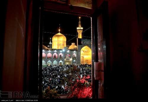 مراسم احیاء در حرم امام رضا (ع)/تصاویر