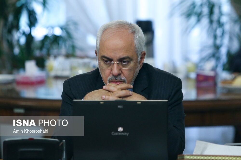 جلسه هیات دولت با حضور وزرای جدید