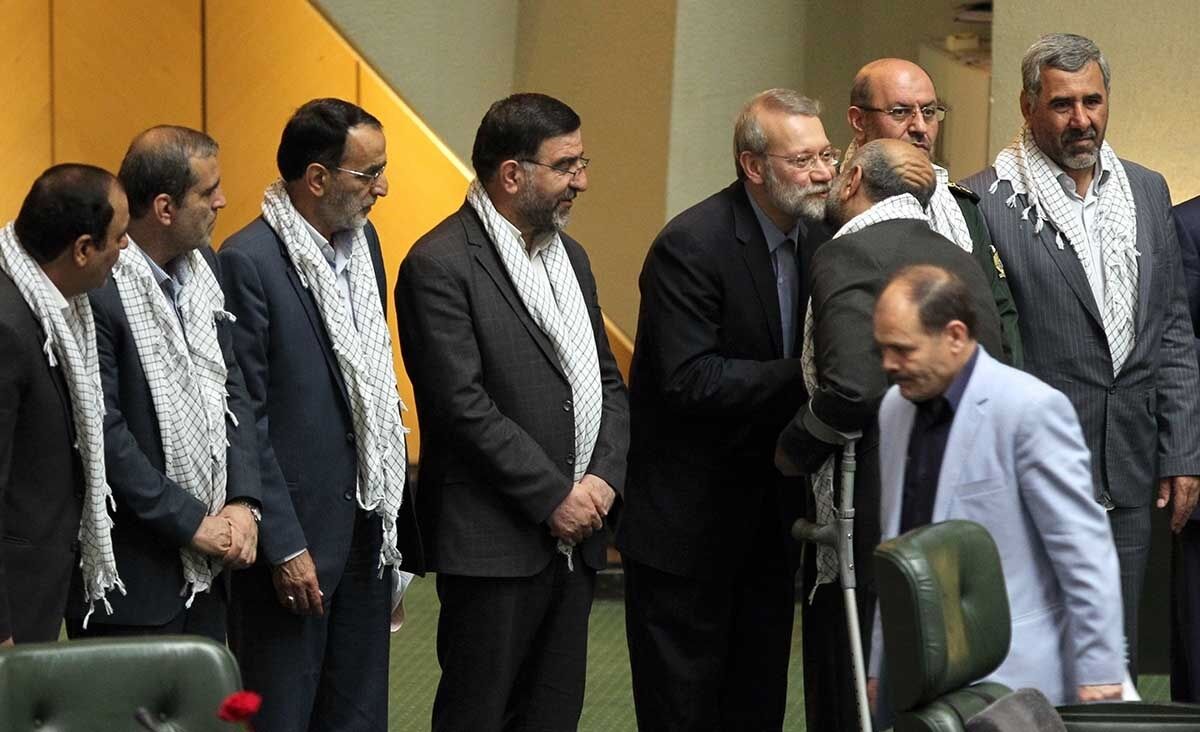 روبوسی مجلسی‌ها/تصاویر