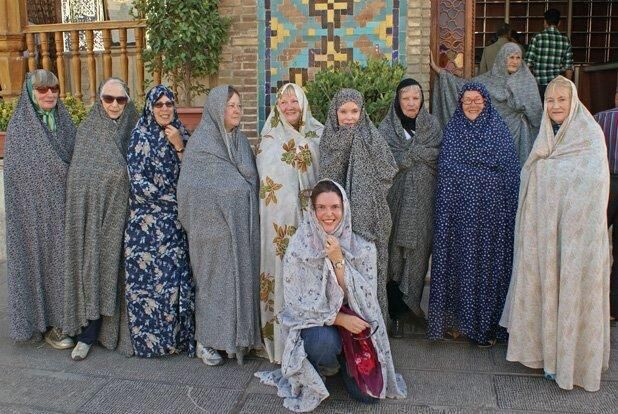 حجاب گردشگران اروپایی در ایران/عکس