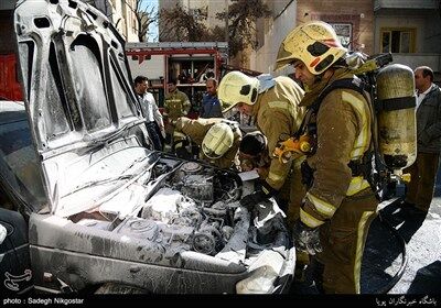 خودرویی که دچار حریق شد/تصاویر