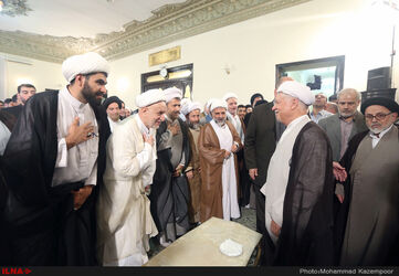 تصاویر دیدار علما با آیت‌الله‌هاشمی