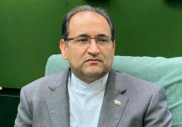 انتقاد تند نماینده مجلس از صحبت‌های جواد لاریجانی علیه مولانا عبدالحمید و مسجدمکی زاهدان