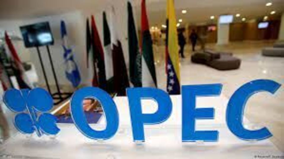 اوپک‌پلاس بر سر تداوم روند فعلی تولید نفت توافق کرد‌